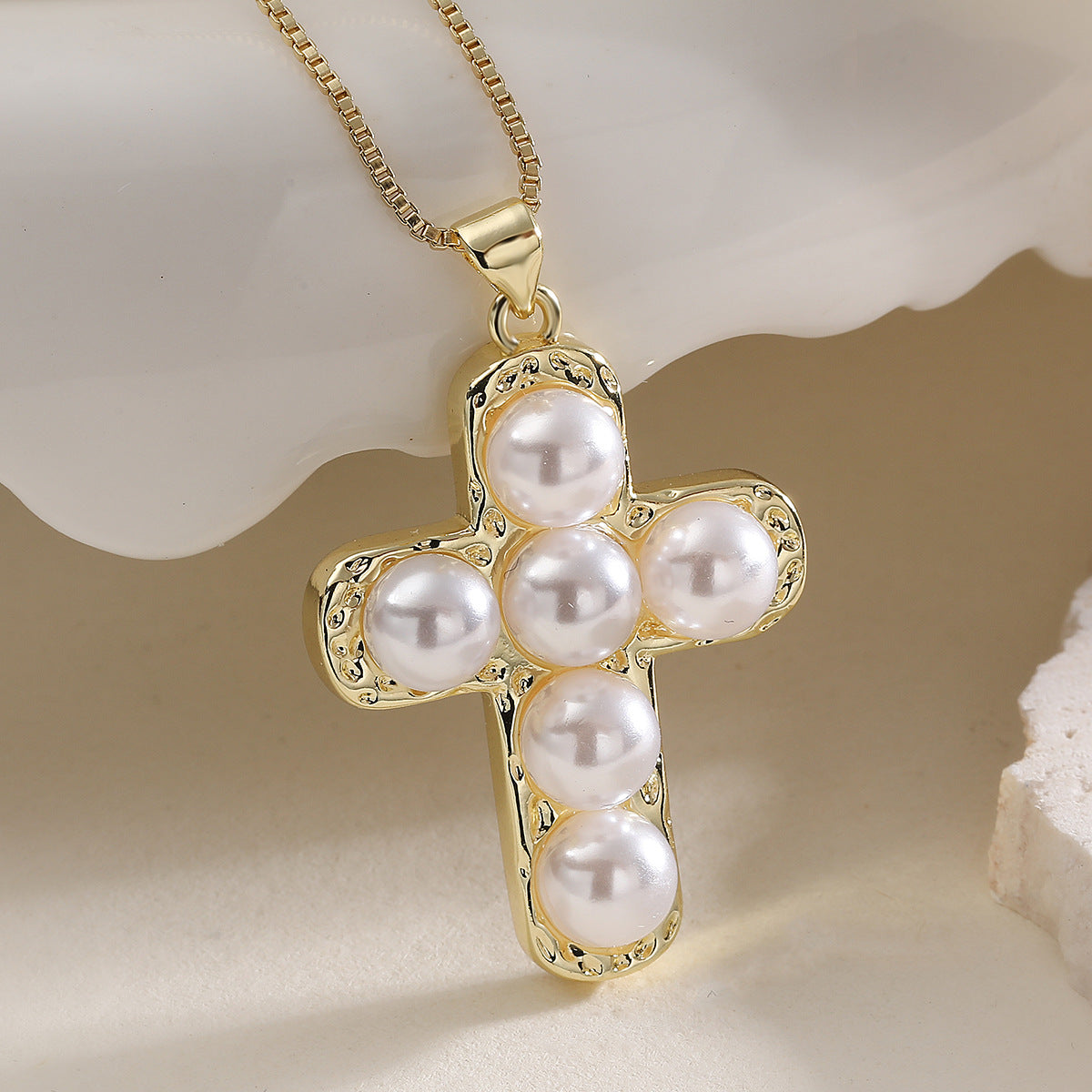 Minimalist 18K Gold Plated Brass Cross Pearl Pendant Necklace for Women