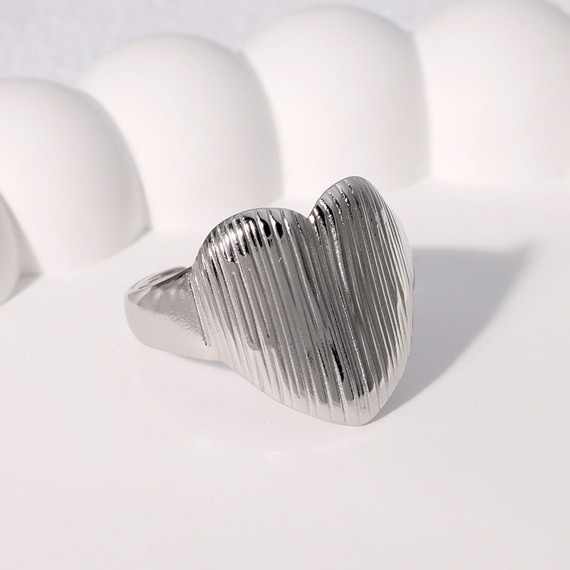 Sweet Minimalist Heart-Shaped Stainless Steel Ring for Women with Gold Plating Adjustable Open Band Finger Ring