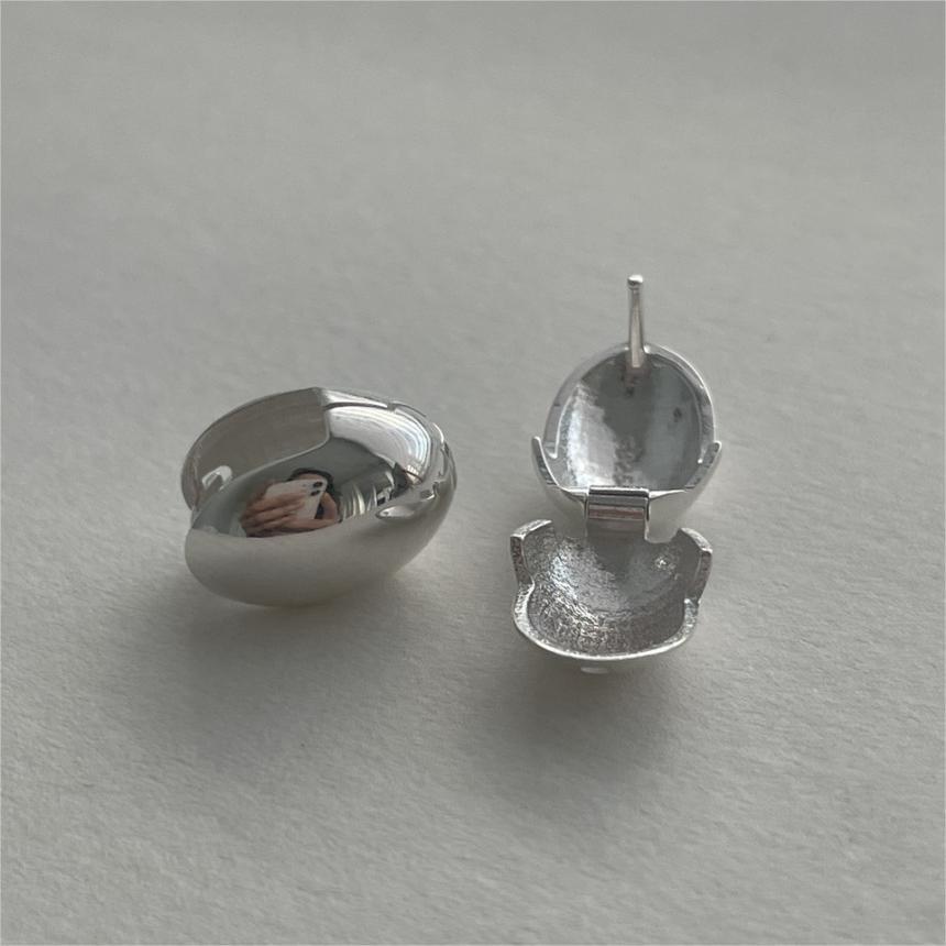 Minimalist Oval-Shaped 925 Sterling Silver Ear Clips with Plated Finish for Women