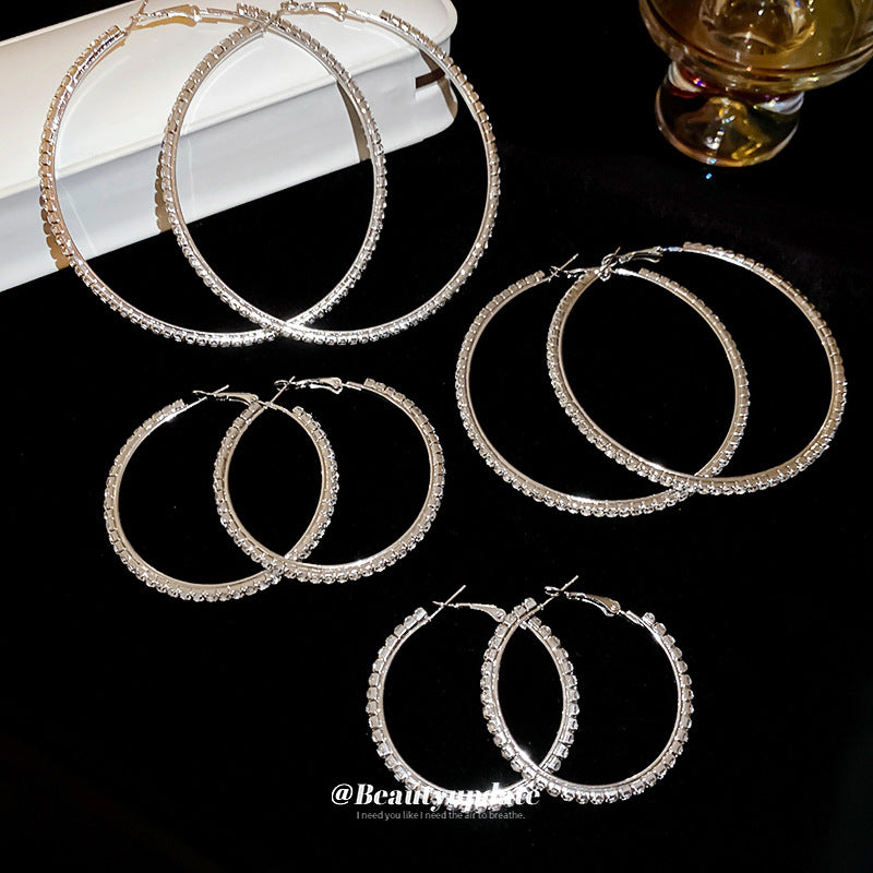 Orecchini a Cerchio da Donna Minimalisti di Lusso Geometrici con Strass Intarsiati in Rame con Design Rotondo