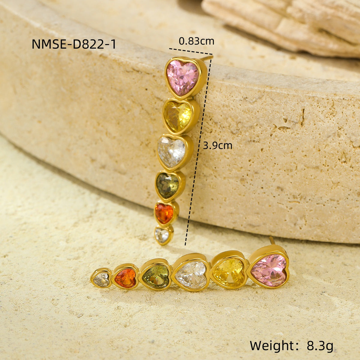 Orecchini a perno a forma di cuore in acciaio inossidabile, dal design minimalista e alla moda, con dettagli in zircone colorato e finitura in titanio.