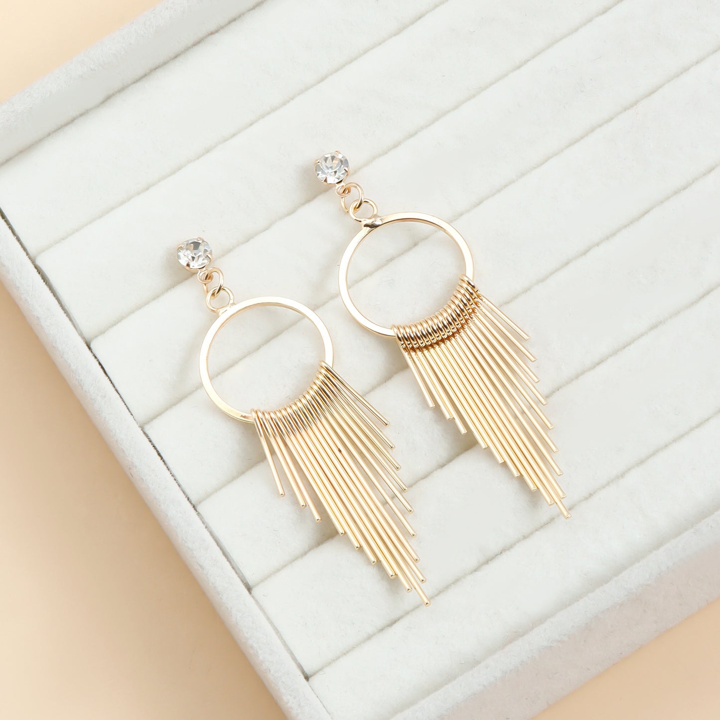 Pendientes colgantes geométricos metálicos vintage con incrustaciones de pedrería y borlas para mujer