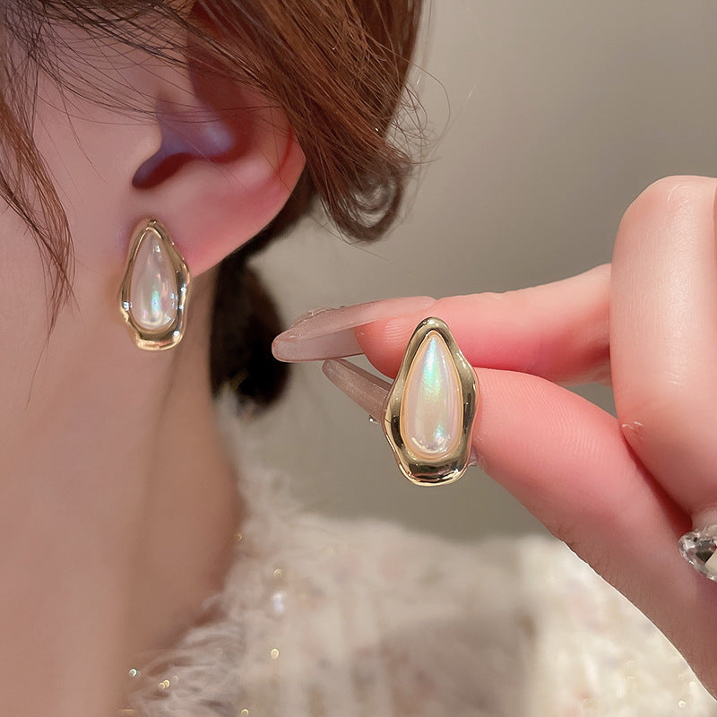 Orecchini da donna floreali vintage con perle, placcatura in oro e finitura smaltata