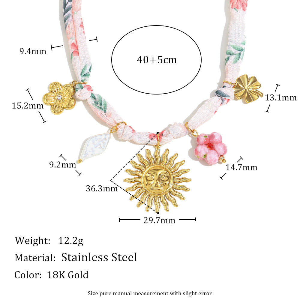 Collana da donna alla moda con ciondolo Sole e Concha in acciaio inossidabile con placcatura in oro 18 carati
