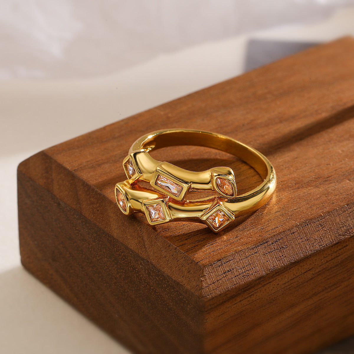 Minimalist Geometric Open Ring for Women in Copper with 18K Gold Plating and Zircon Inlay
