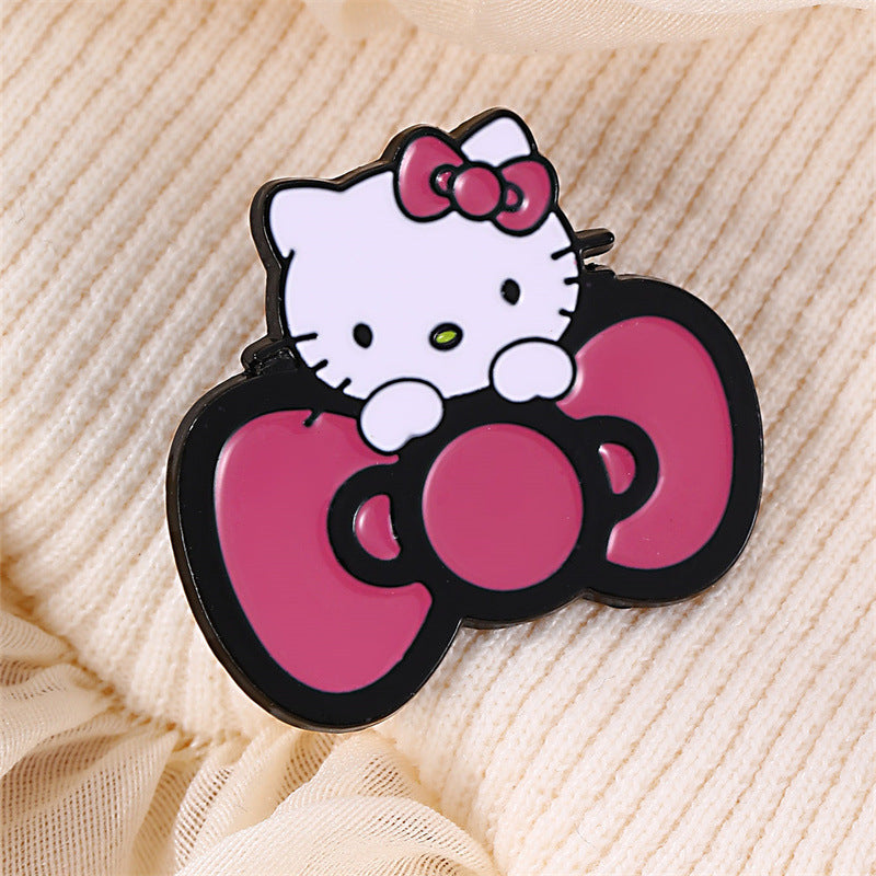 Spilla Sanrio Cartoon Kawaii con Acrilico e Lega di Zinco, Forma di Animale e Personaggio, Finitura in Resina Drip, Accessorio Moda Unisex