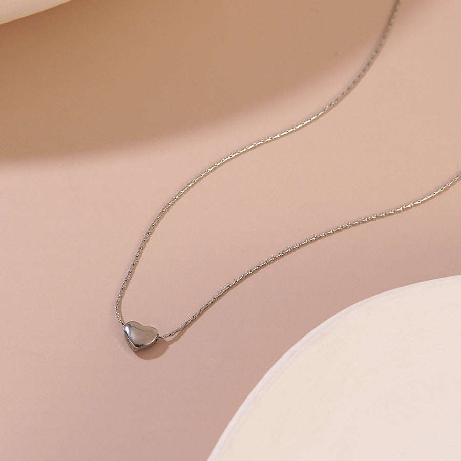 Elegante collana a cuore placcata in acciaio inossidabile da donna