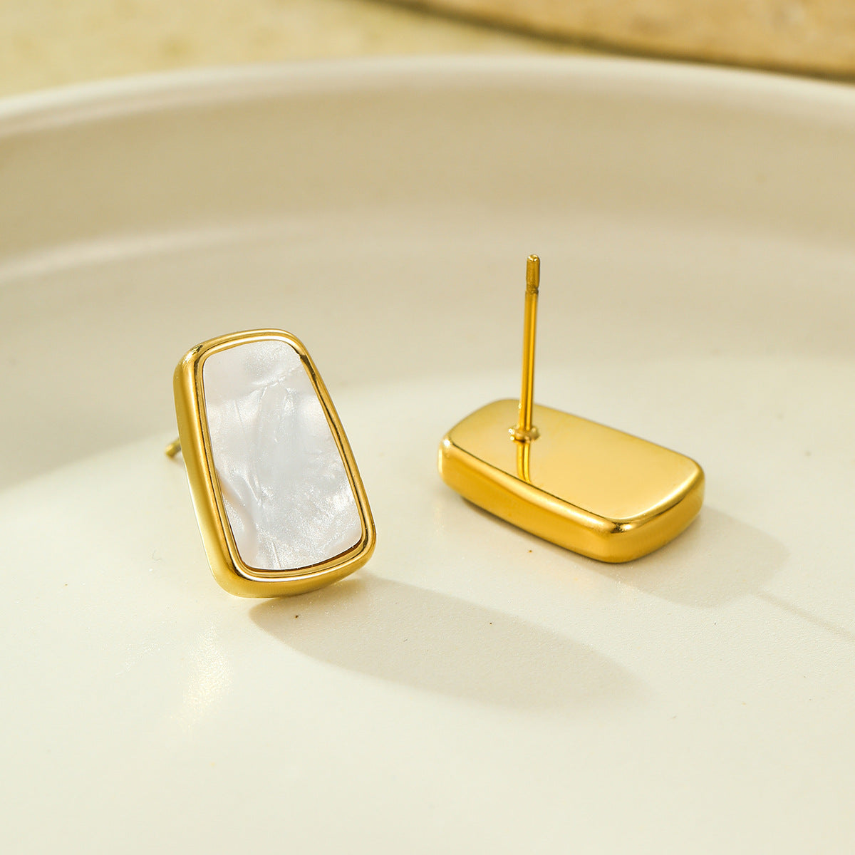 Fashionable Trapezoidal Stainless Steel Stud Earrings with Gold-Plated Edge and White Mother-of-Pearl Inlay for Women