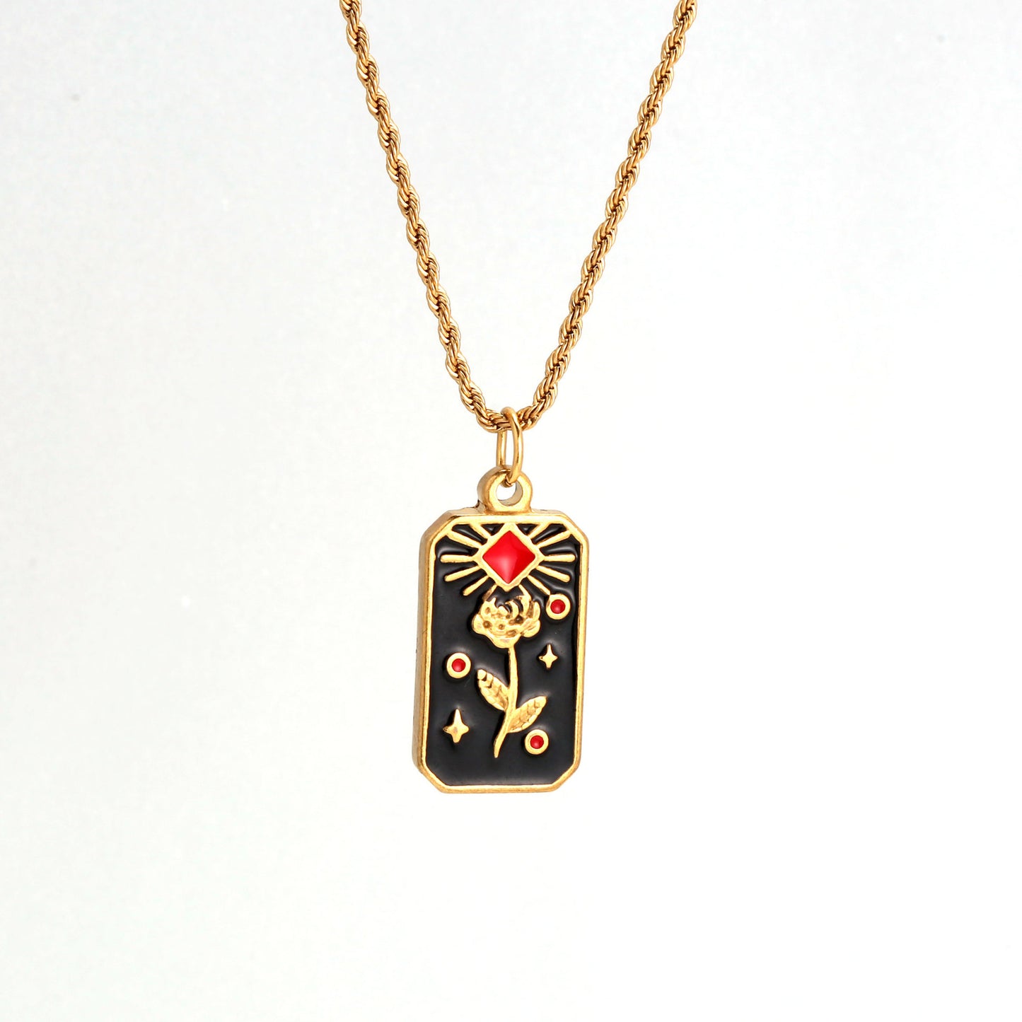 Elegante collar vintage de acero inoxidable con colgante cuadrado de esmalte de tarot con motivos de estrella y sol en cadena trenzada para mujer