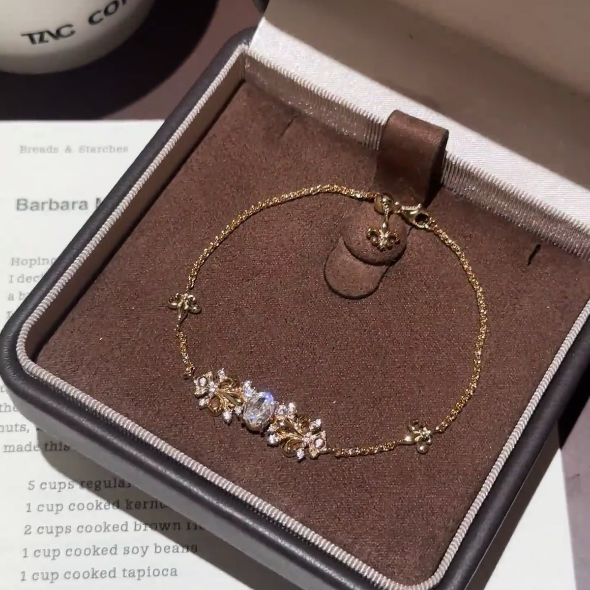 Luxury Elegant Geometric Floral Brass Bracelet with Cubic Zirconia Inlay for Women