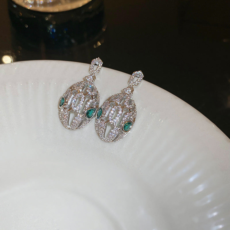 Orecchini floreali minimalisti con perle, perno in argento sterling 925 e strass, da donna