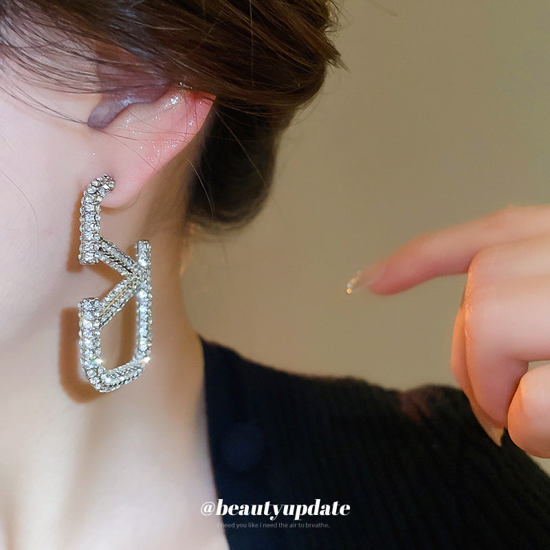 Orecchini a perno da donna in lega a forma di lettera, stile chic con intarsio in strass, gioielli alla moda e dall'aspetto lussuoso