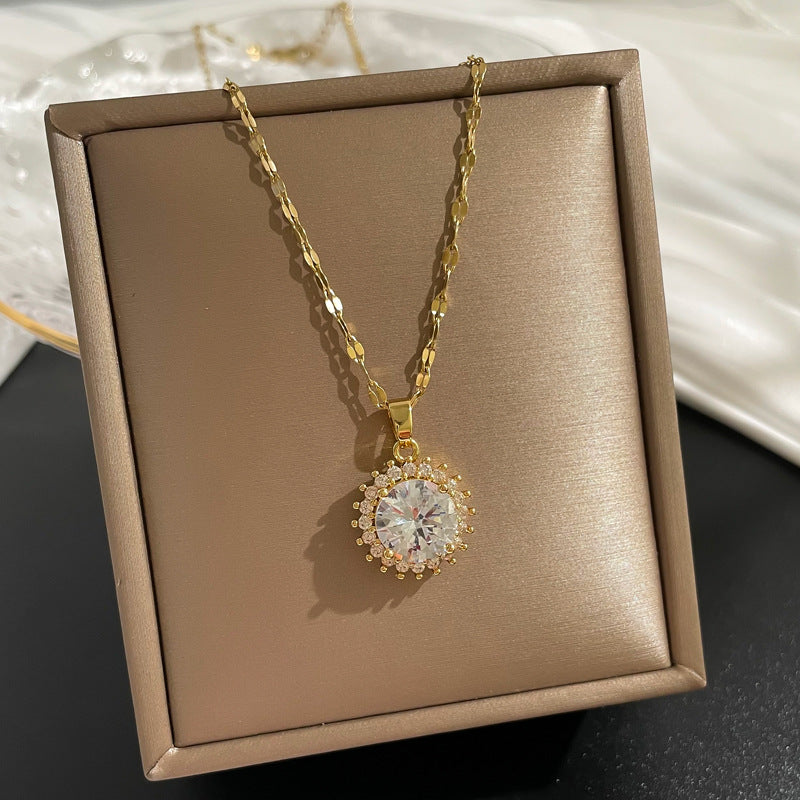 Collar con colgante de diamantes de imitación, geométrico y minimalista, de acero de titanio para mujer, cadena irregular, acabado chapado
