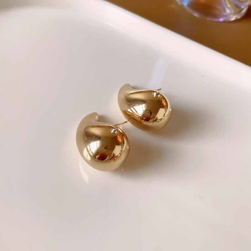 Orecchini da Donna a Cerchio Geometrico in Metallo e a Perno a Cuore, Stile Vintage con Finitura Placcata