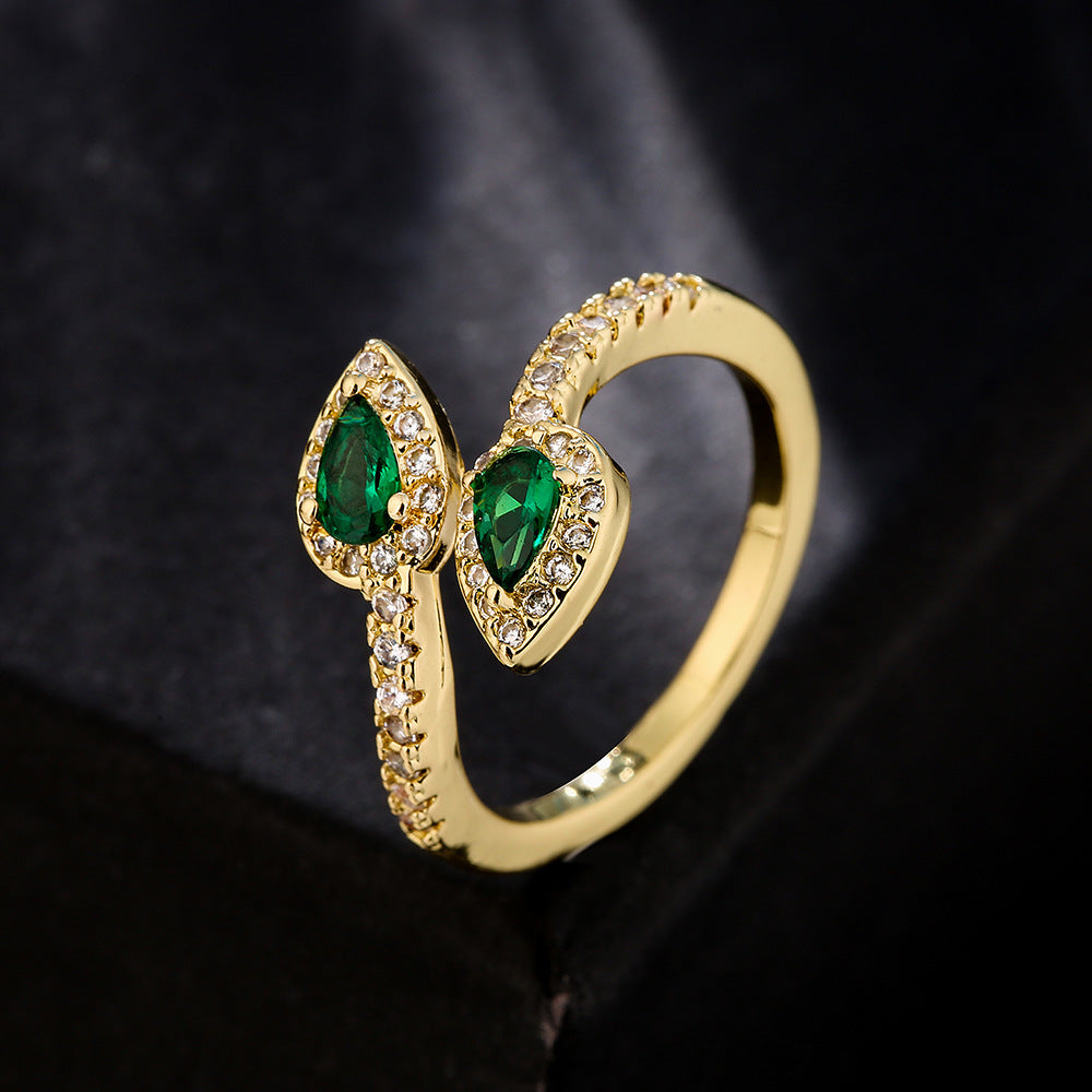 Anello Aperto da Donna di Lusso Minimalista in Rame Placcato Oro 18K con Zirconi Micro-Incastonati a Forma Geometrica Irregolare