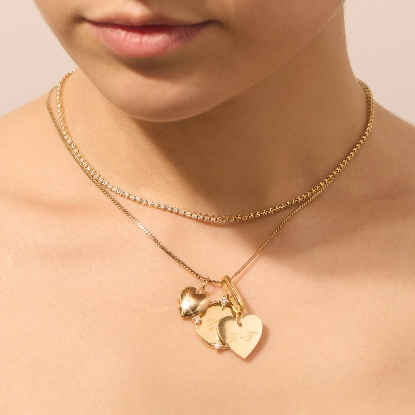 Vintage 18K Gold PVD Stainless Steel Floral Pendant Charm Bar