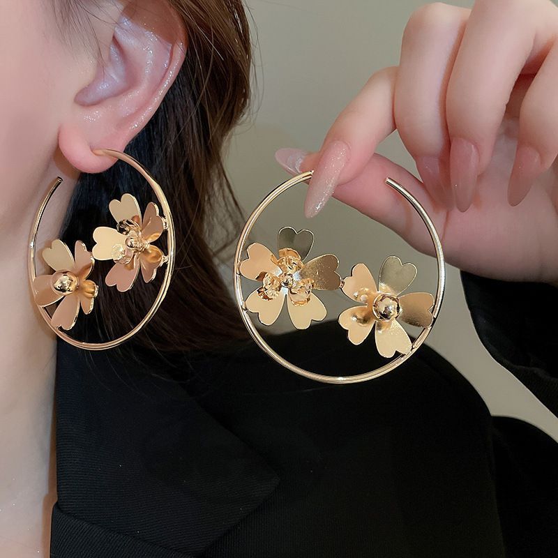 Orecchini a Cerchio Geometrici in Ferro Placcato Argento da Donna, Stile Minimalista Casual per Ufficio, Gioielli Eleganti di Ispirazione Vintage per Tutti i Giorni