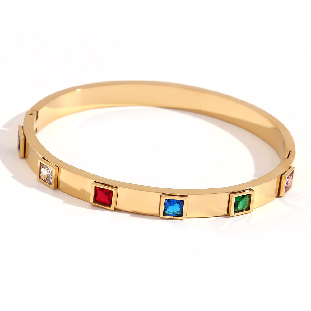 Bracciale alla moda con perline geometriche da donna in acciaio inossidabile con placcatura in oro 18K e zirconi, chiusura a molla