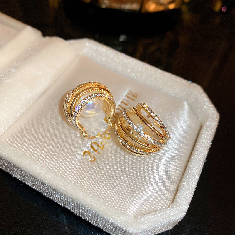 Eleganti Orecchini a Perno da Donna in Stile Francese Vintage con Zirconi Geometrici e Perle Imitazione