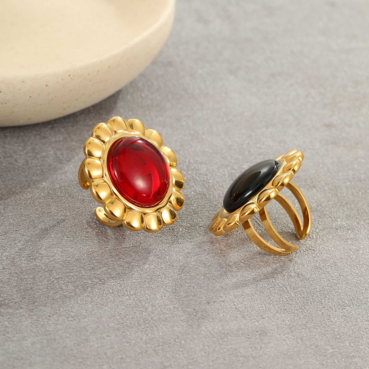 Anillo minimalista de acero inoxidable con diseño geométrico y acabado chapado para mujer, elegante, ligero y lujoso