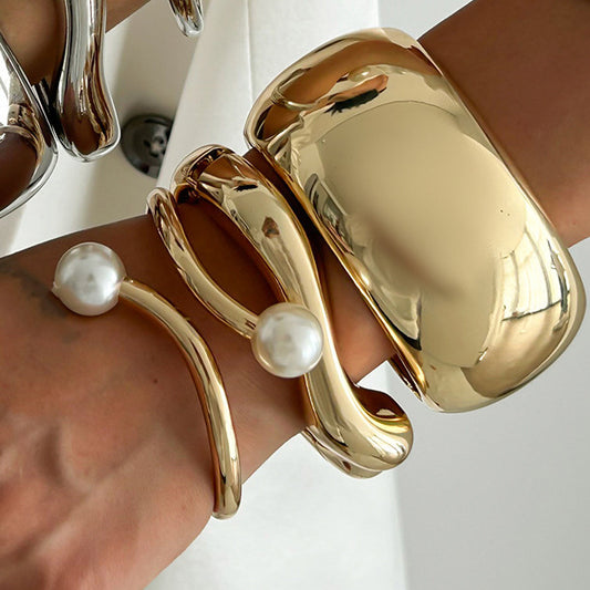 Punk Irregular Oval Alloy Plated Pearl Bracelet Set