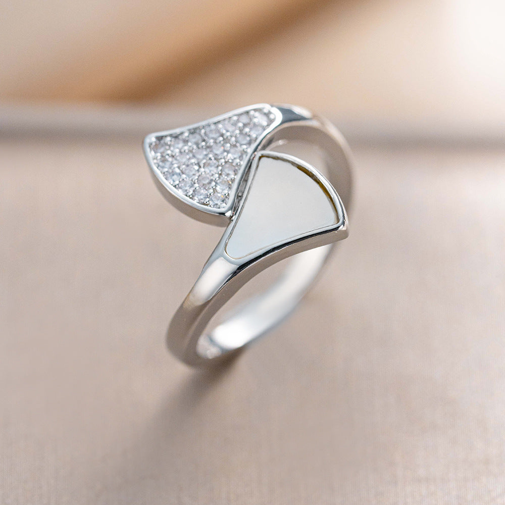 Luxury Minimalist Adjustable Open Ring for Women with Gold-Plated Copper Band and Zircon Stone Accent in Heart and Floral Shape