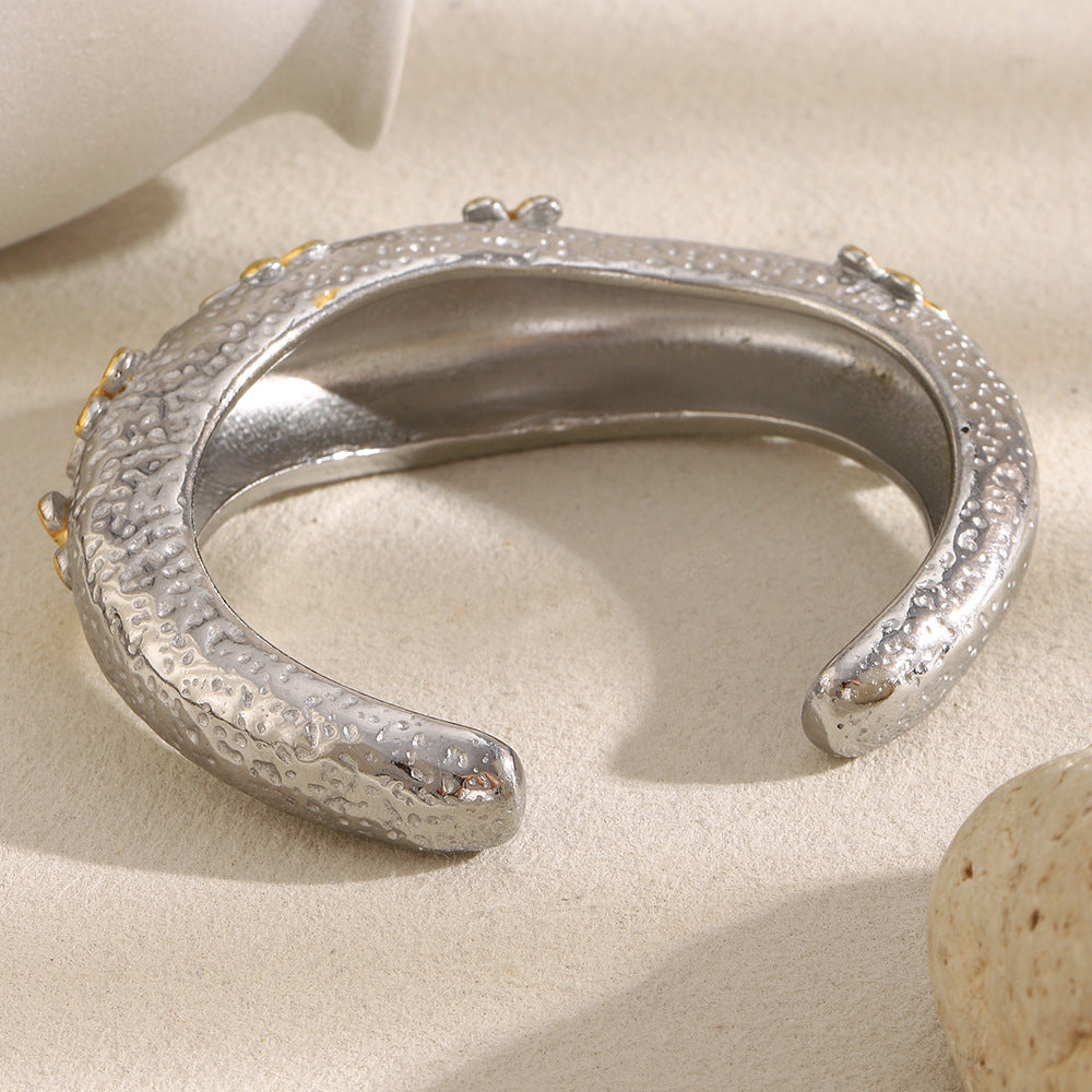 Minimalist Floral Stainless Steel Plated 18K Gold Cuff Bracelet for Women with Delicate Flower Design