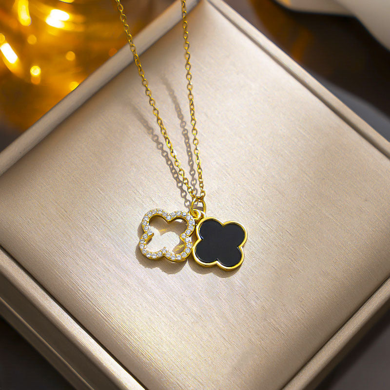 Elegante collana con ciondolo a quadrifoglio da donna in acciaio al titanio con placcatura in oro e design a conchiglia a doppio lato