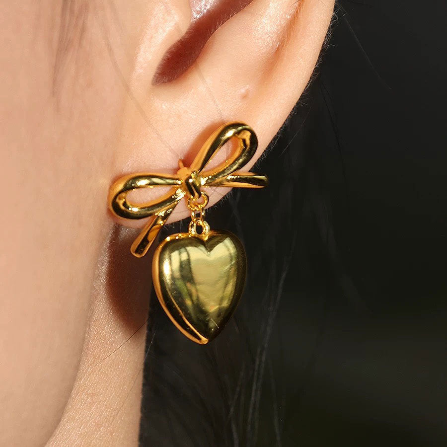 Pendientes Minimalistas de Acero Inoxidable con Forma de Lazo para Mujer con Acabado Chapado, Diseño Dulce y Atrevido