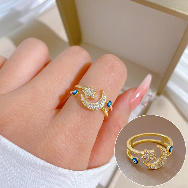 Anillo de latón chapado en oro con estrella y luna para mujer, anillo de dedo apilable de lujo minimalista con detalles delicados de micropavé
