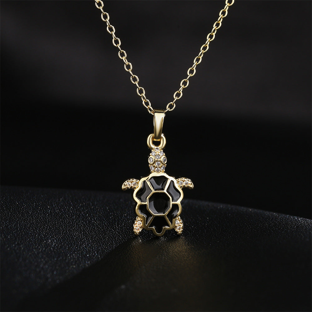 Collana con ciondolo a forma di tartaruga in rame con placcatura in oro 18 carati e finitura smaltata, catenina clavicola a forma di animale per donne