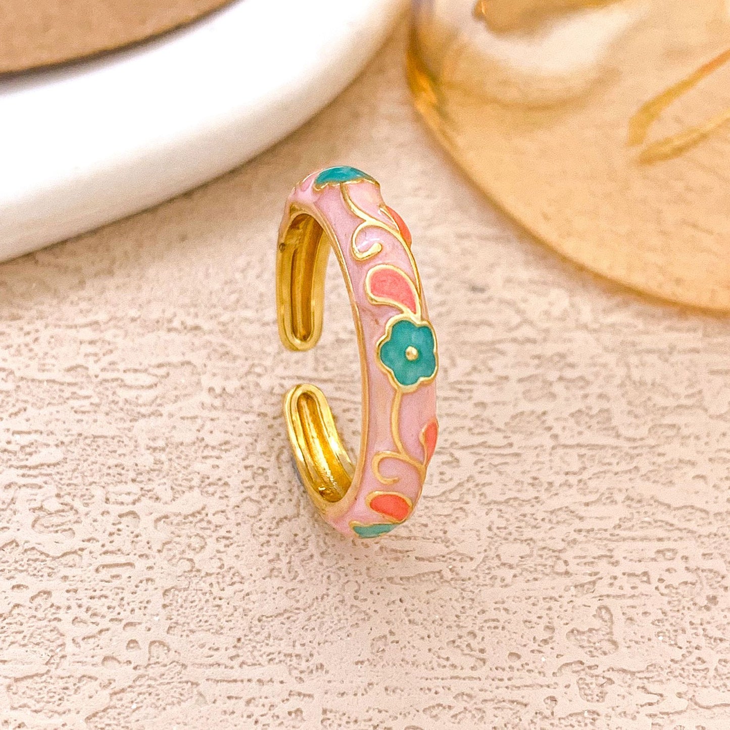 Sweet Elegant Gold Plated Enamel Floral Alloy Ring for Women