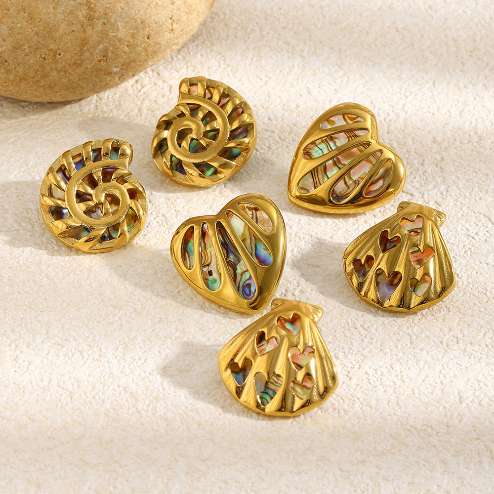 Pendientes de concha de abulón bañados en oro de 18 quilates de acero inoxidable con diseño de corazón geométrico minimalista elegante