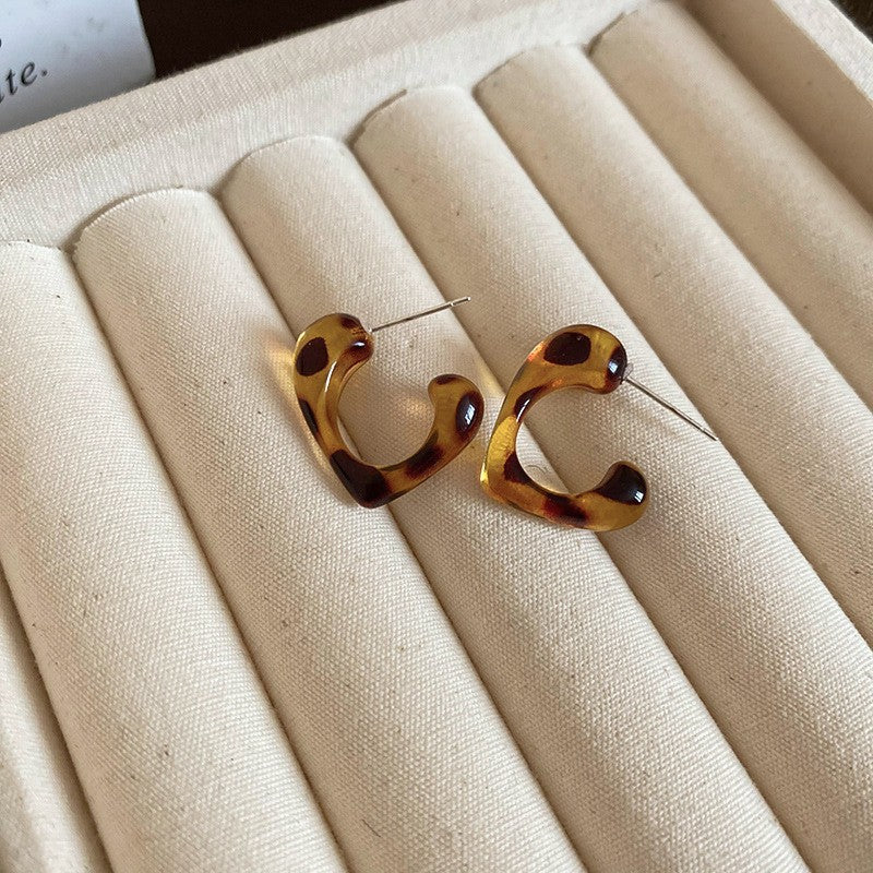 Pendientes Retro Redondos de Resina con Tono Caramelo Geométrico y Postes de Plata de Ley 925 para Mujer