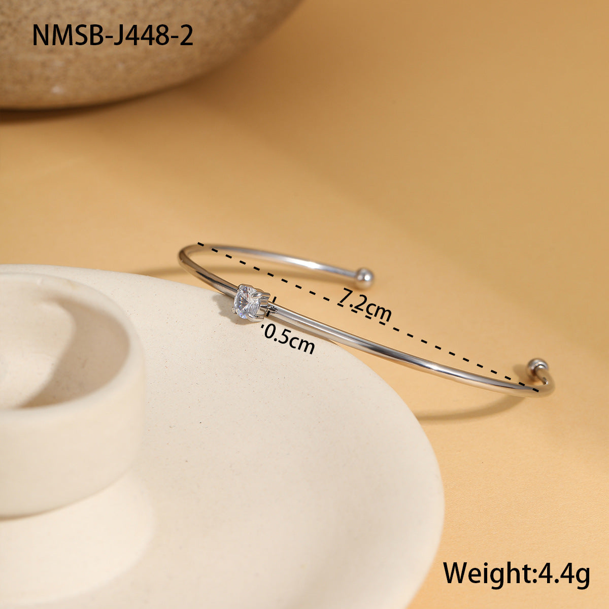 Bracciale alla moda geometrico in acciaio al titanio con intarsio di zirconi colorati da donna, gioiello anallergico placcato a mano