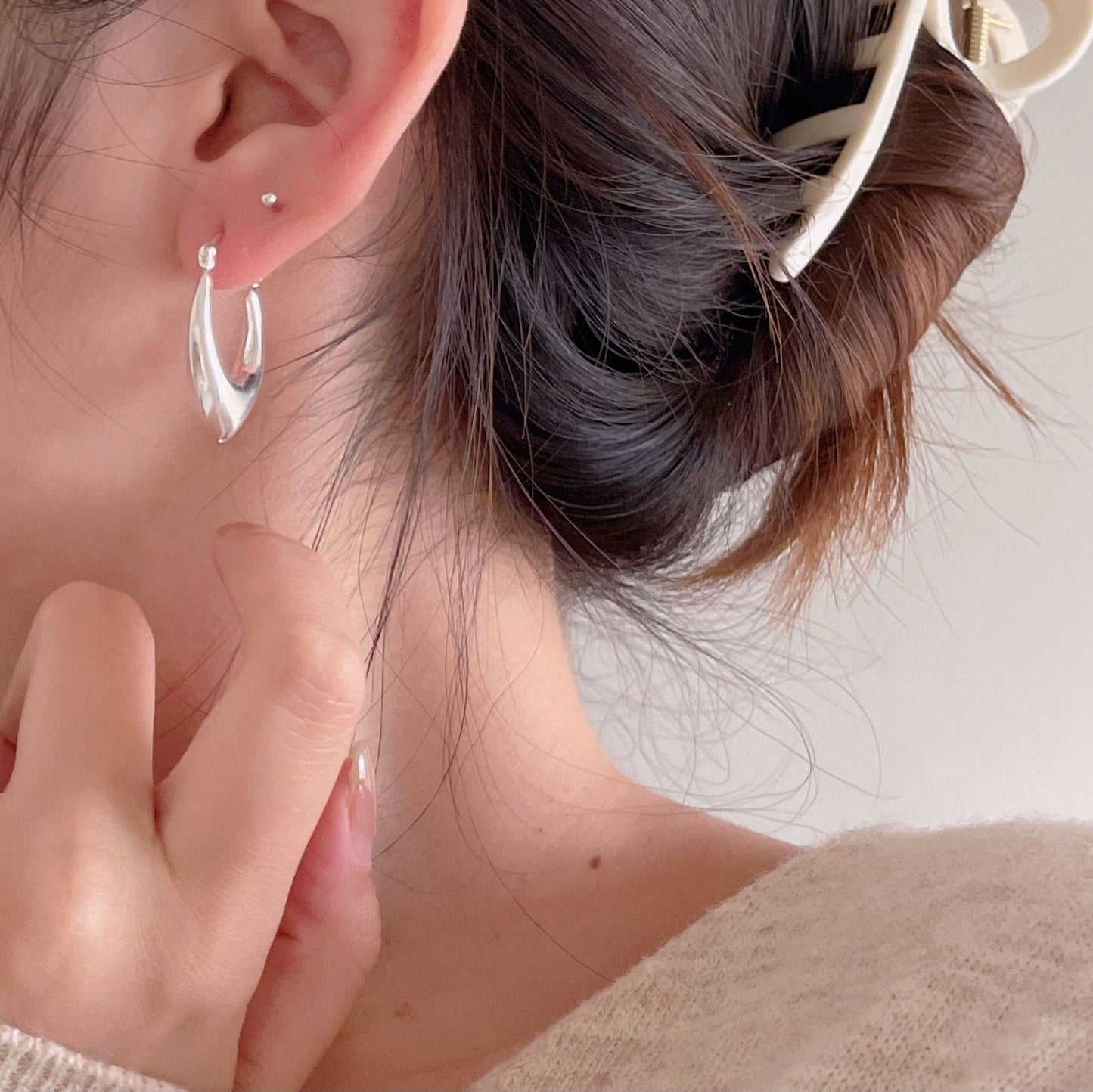 Minimalist Geometric U-Shaped Earrings for Women in 925 Sterling Silver with Gold Plating