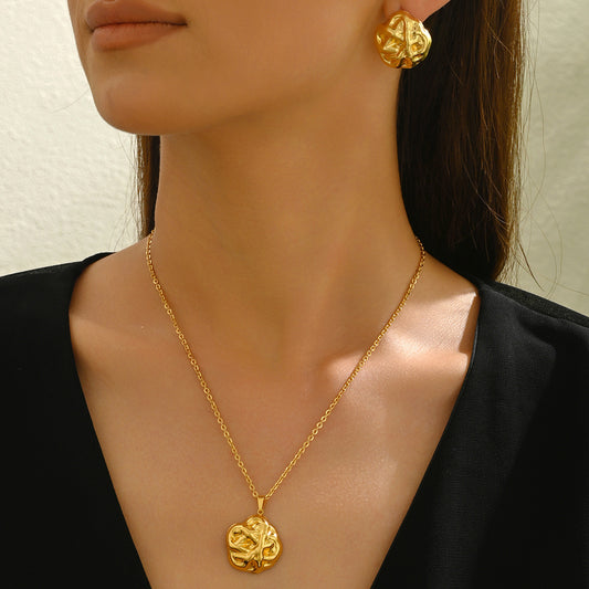 Conjunto de collar y pendientes de mujer de estilo geométrico en aleación con acabado chapado para un uso elegante y versátil