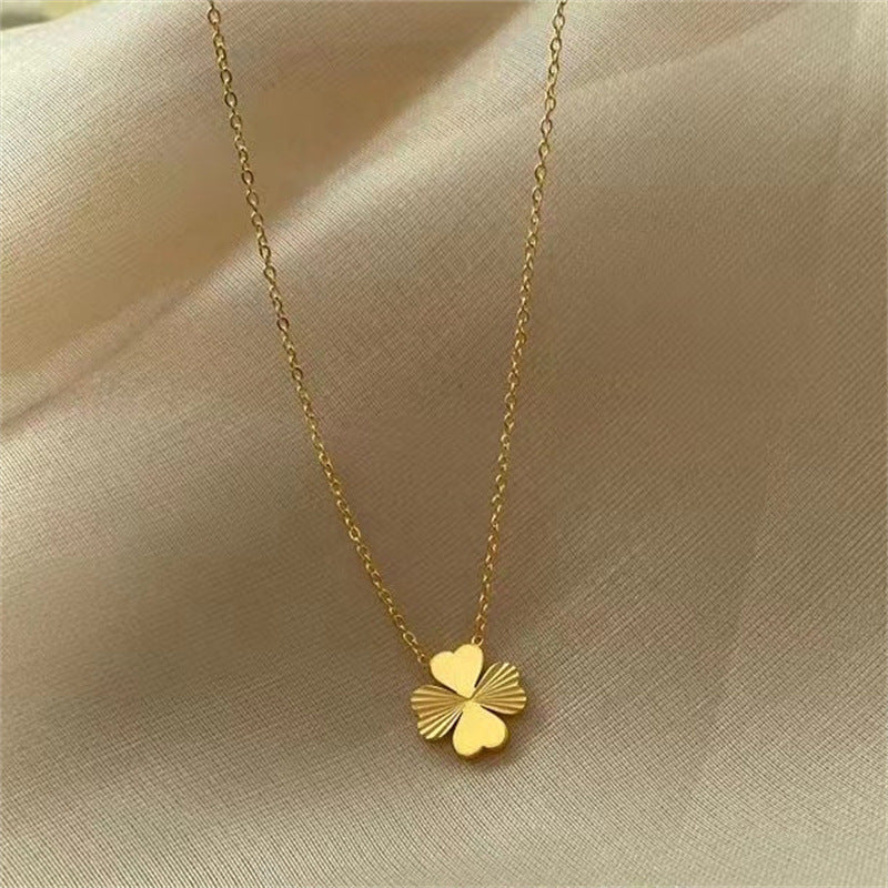 Luxury 18K Gold Plated Four-Leaf Clover Titanium Steel Necklace for Women O-Chain Pendant