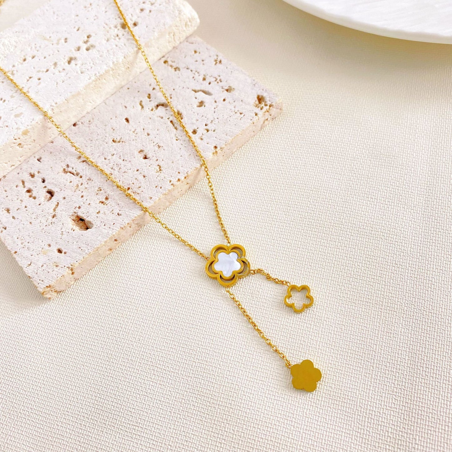 Minimalist Gold Plated Titanium Steel Floral Shell Inlay Tassel Necklace for Unisex