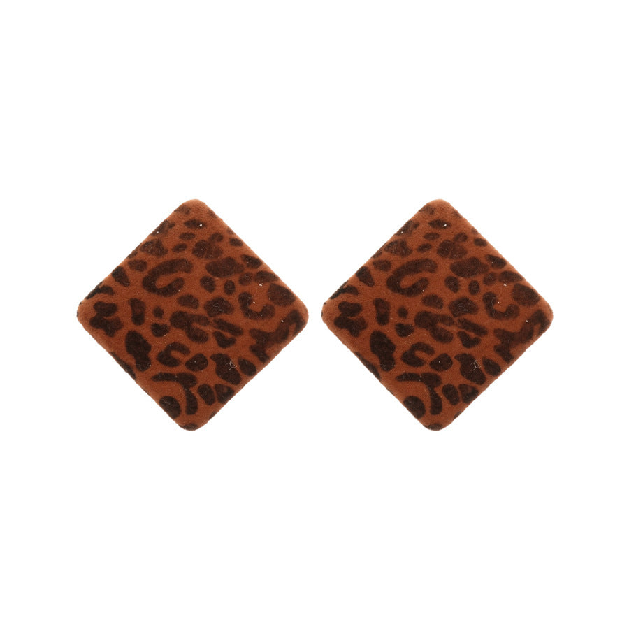 Pendientes de tuerca retro geométricos con diseño de estampado de leopardo con textura de terciopelo para mujer, aleación galvanizada, accesorio de moda minimalista de lujo