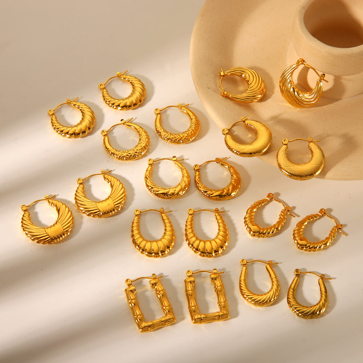 Fashion Geometric Textured U-Shaped 18K Gold Plated Stainless Steel Earrings for Women