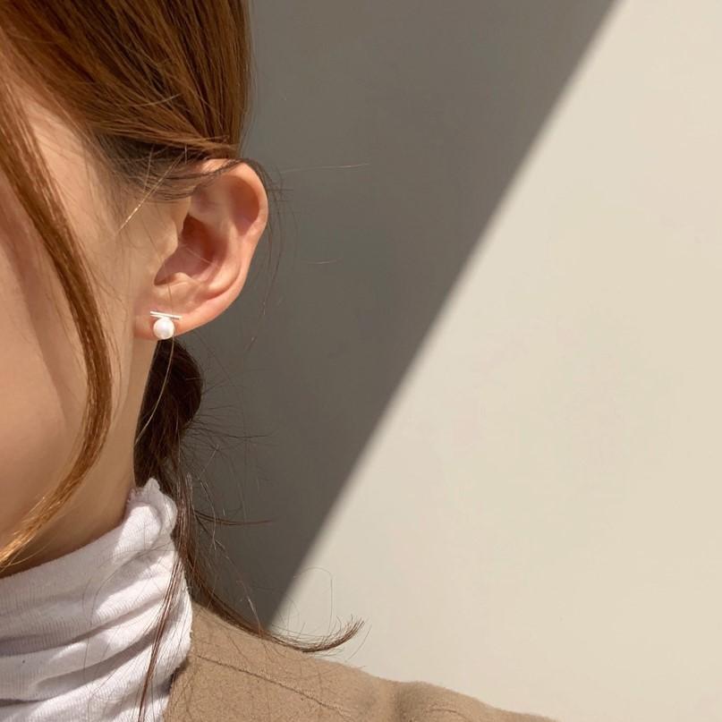Pendientes minimalistas de tuerca con forma de gota de agua en plata de ley 925 con perla para mujer, con diseño de líneas limpias