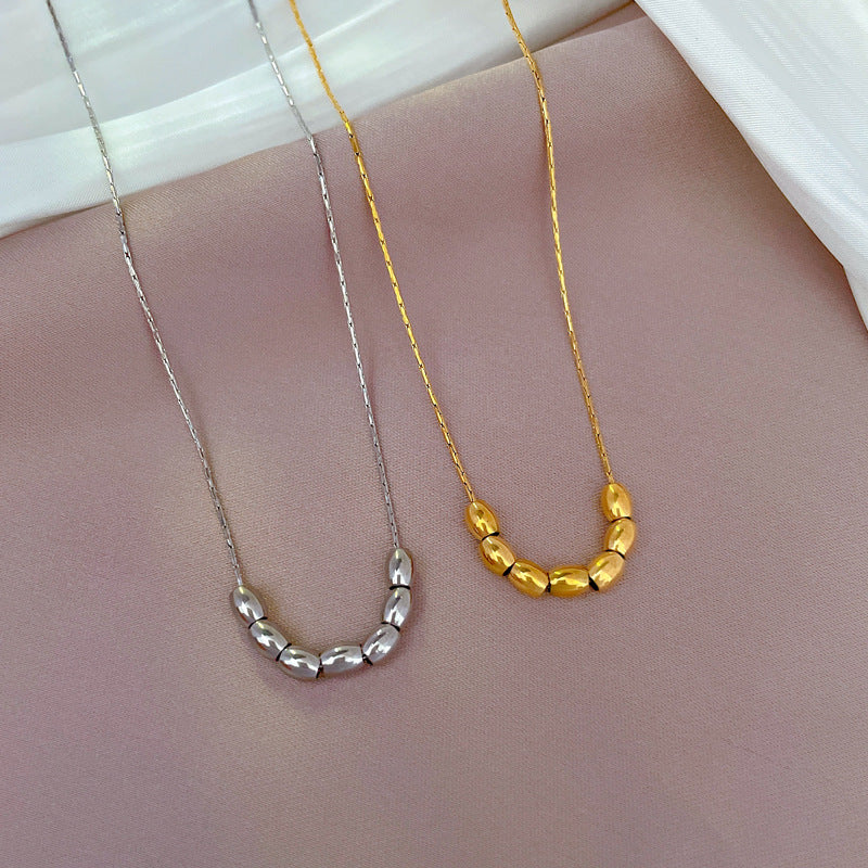 Collana Pendente Geometrica Minimalista da Donna in Acciaio al Titanio con Placcatura Oro e Design a Motivo Fagiolo