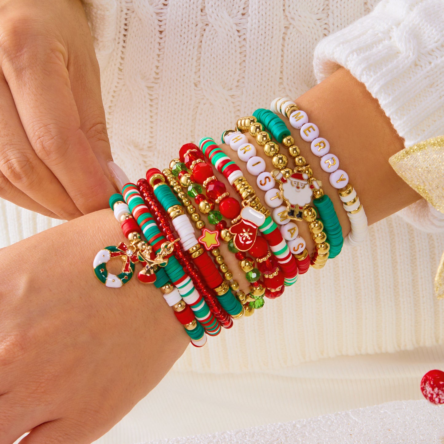 Sweet-Edgy Christmas-Themed Animal-Shaped Alloy Bracelet Set with Electroplated Finish and Elastic Cord