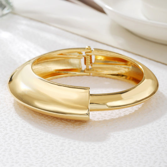 Geometric Round Plated Alloy Asymmetrical Cuff Bracelet