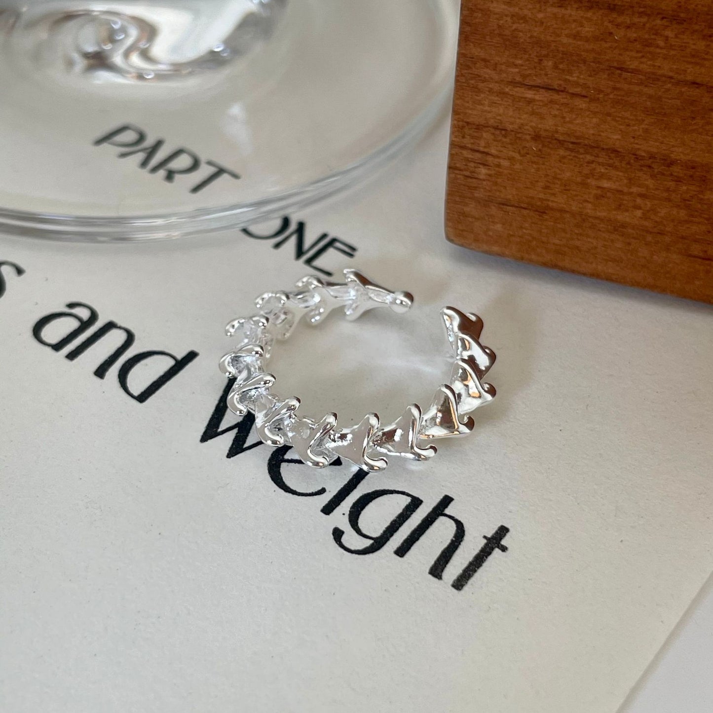 Anello Minimalista in Argento Sterling 925 Modello Drago Zigrinato per Donne