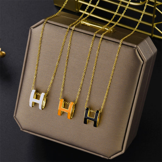 Minimalist Titanium Steel Letter Pendant Necklace for Women with Gold Plating on Ball Chain