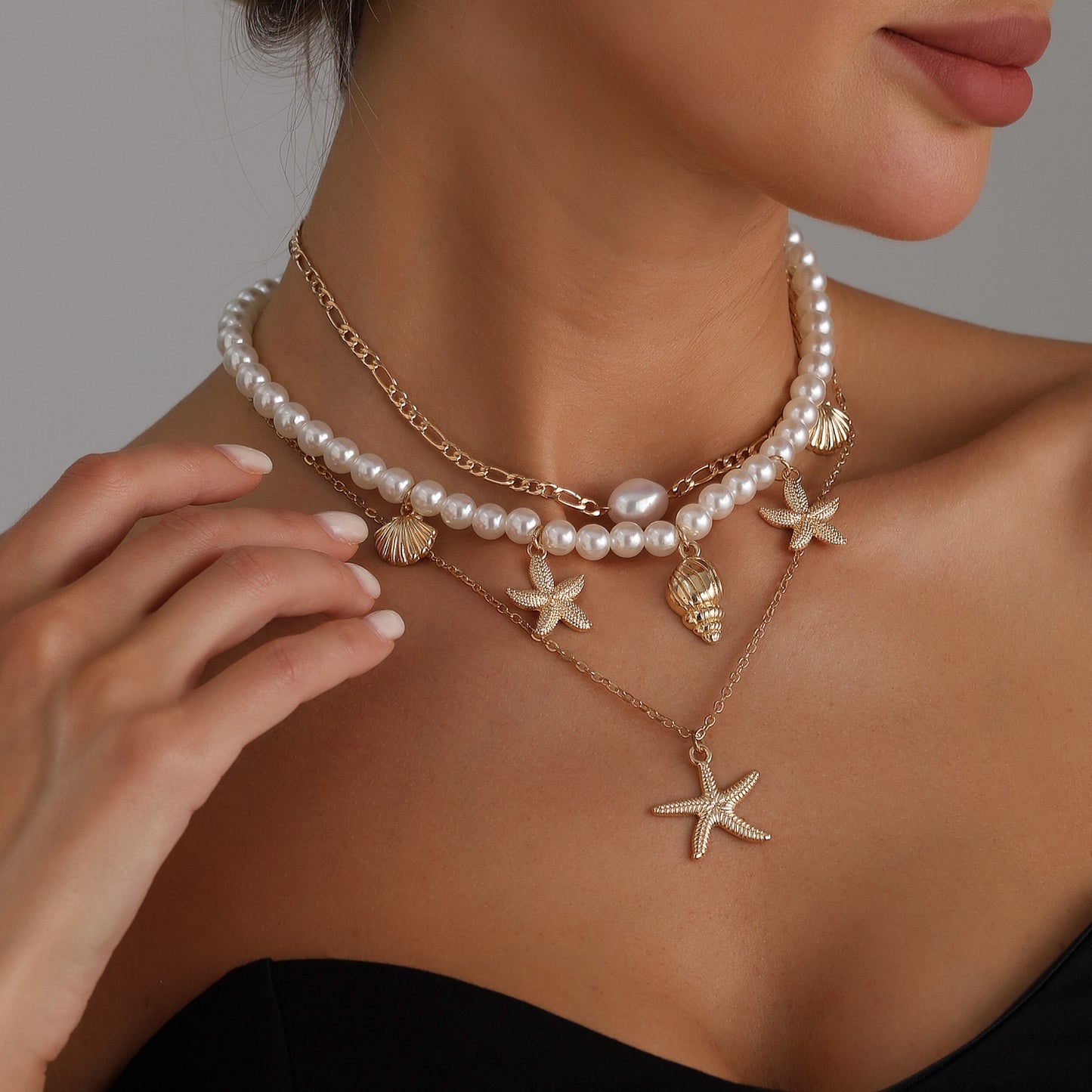Collar de mujer con colgante de estrella de mar, a la moda, de aleación de zinc con acabado chapado, cadena con medallón de diseño geométrico para vacaciones de verano en la playa