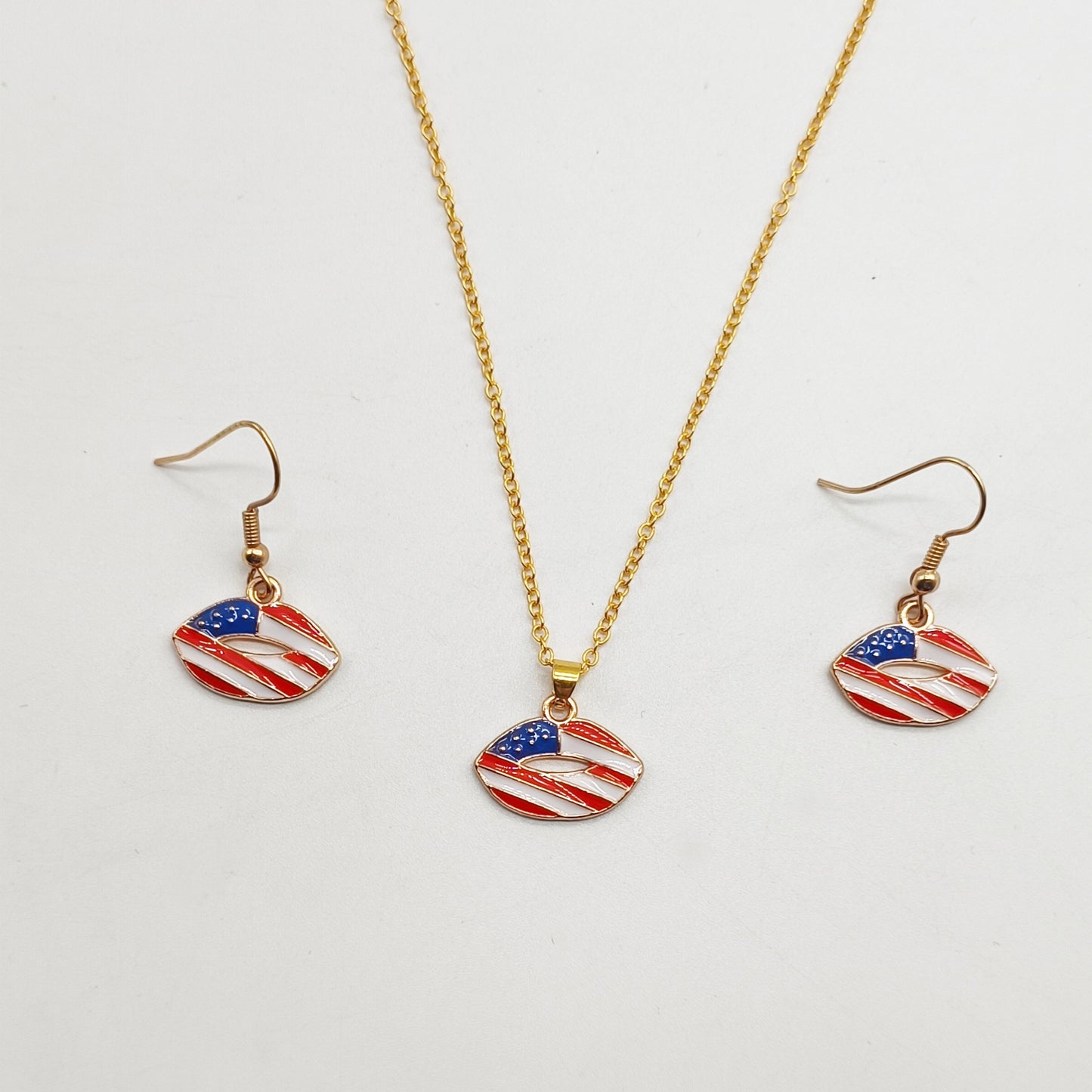 Set di orecchini e collana in lega a forma di cuore e stella a goccia d'olio, stile alla moda, unisex
