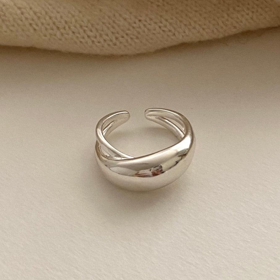 Anello da donna in argento sterling 925 a forma di onda minimalista con design a doppio cinturino